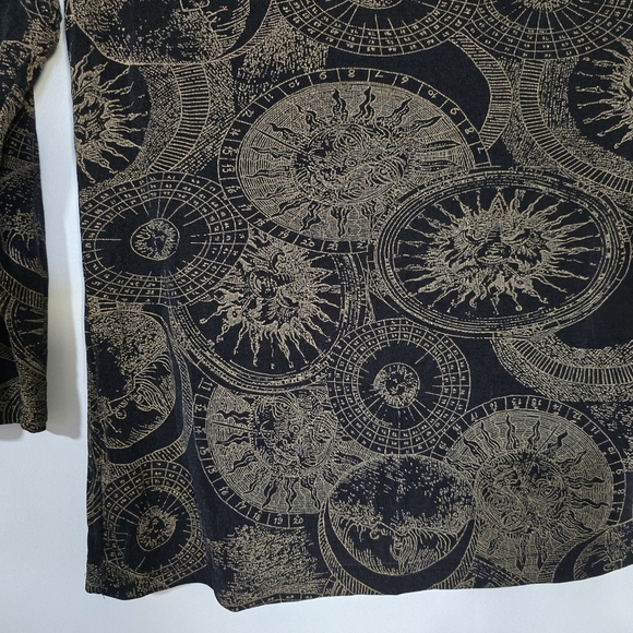 Vintage Astrology Sun And Moon Black and Tan Patterned Top - Picture 2 of 6